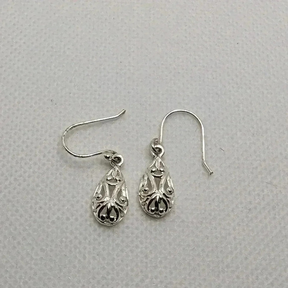 Sterling filigree  dangle earrings - Picture 2 of 3